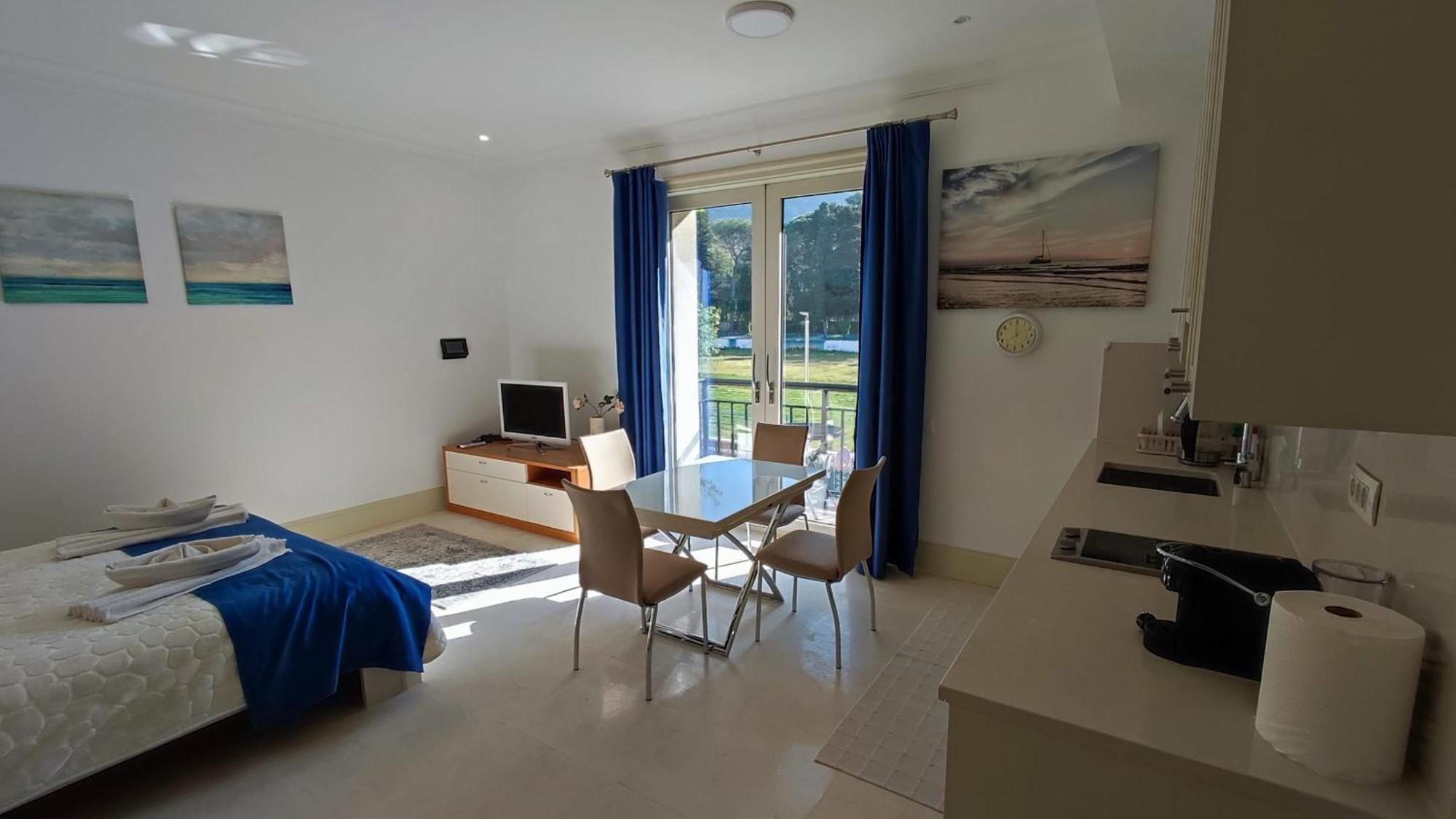 Porto Montenegro Zeta 102 - Cozy Studio Tivat Eksteriør billede